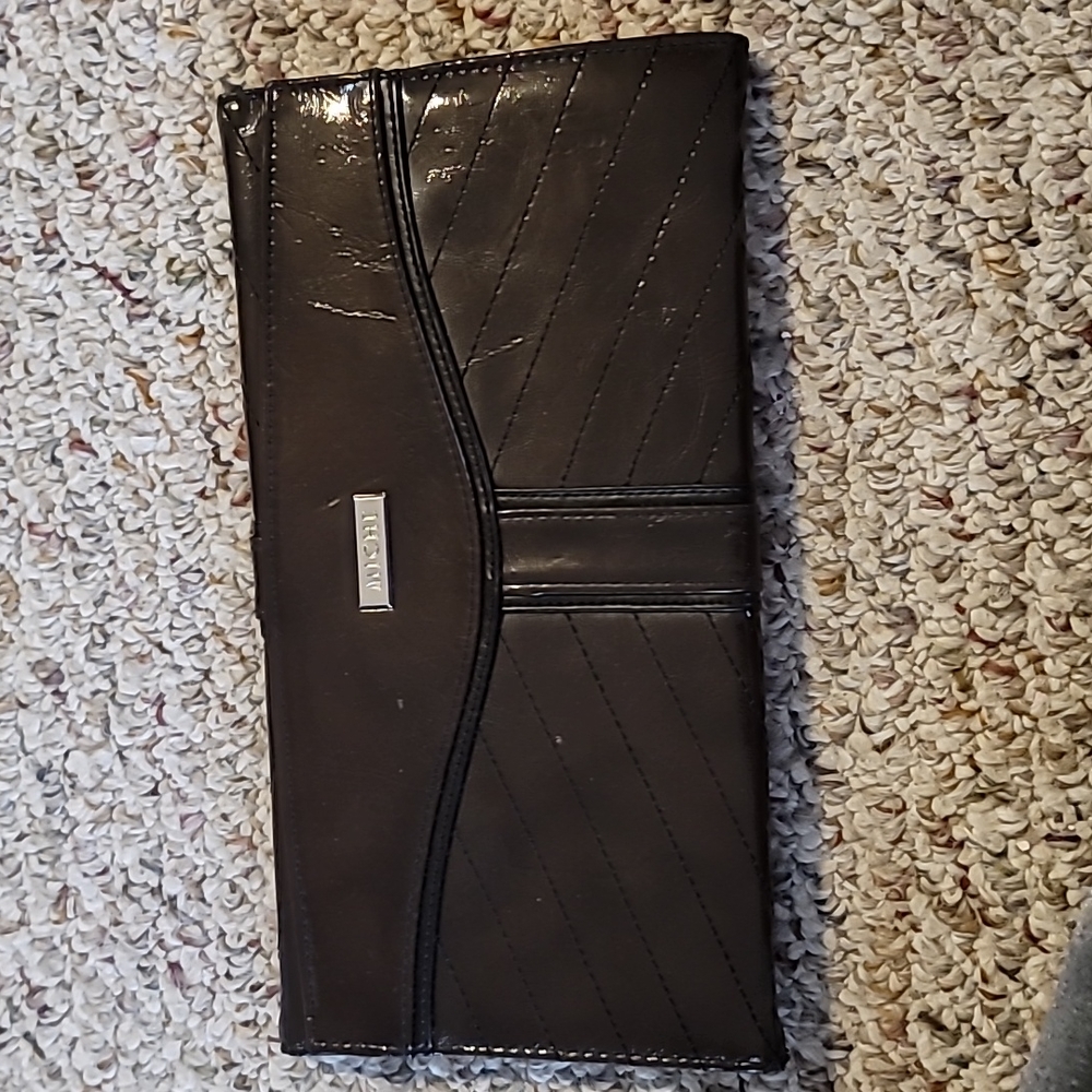 Miche And Shells - image 8